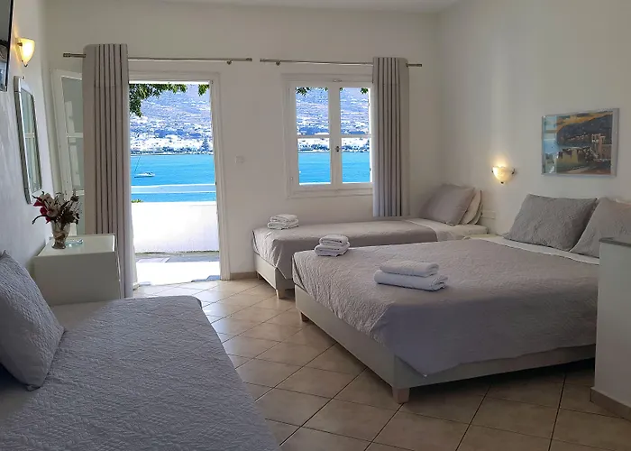 Paradise * Parikia (Paros)