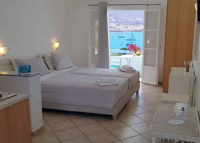 Paradise * Parikia (Paros)