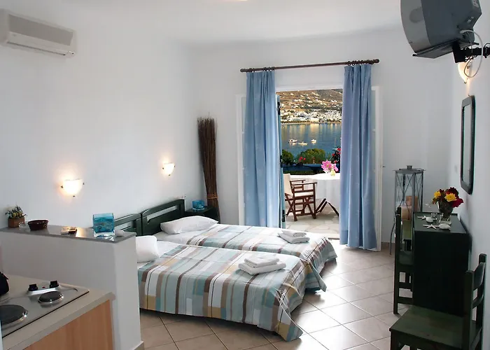 Paradise * Parikia (Paros)