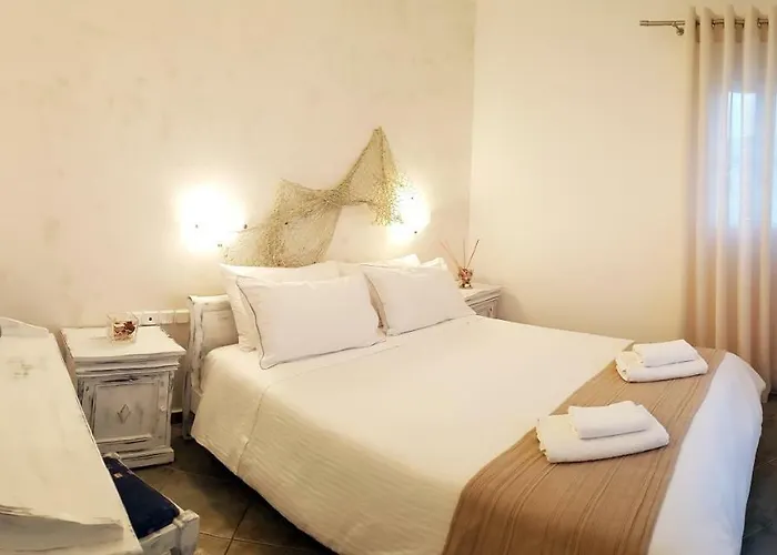 Paradise * Parikia (Paros)